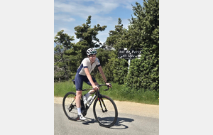 MGVELO CLUB CYCLISTE : Sandie Jamet en bleu et blanc